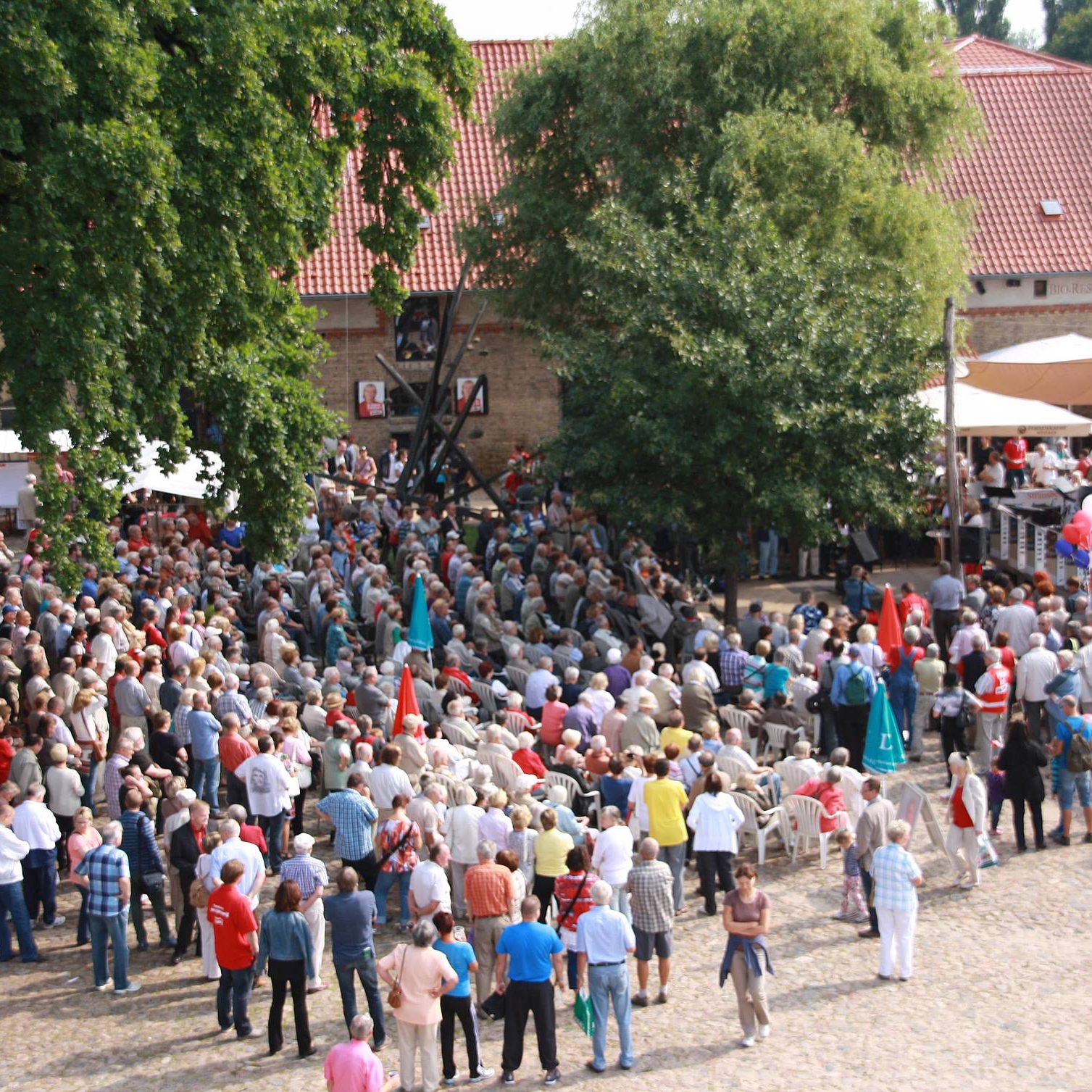 Wir packen's an | Friedensfest in Strausberg