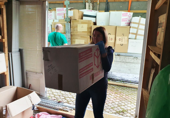 Hilfstransport nach Bosnien, Wir packen's an