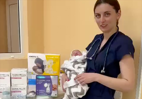 Medikamente für Neugeborene in der Ukraine, Wir packen's an
