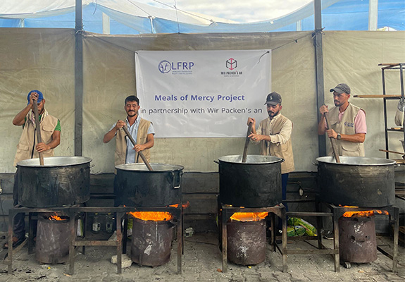 Gegen den Hunger in Gaza, Lebensmittelprojekt, Wir packen's an