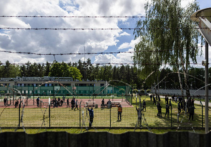Polen, Aus der Haft ins Nichts, Wir packen's an