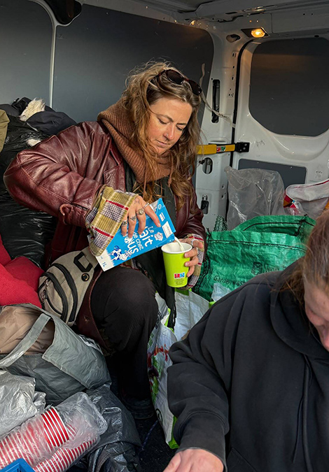 Nässe und Kälte am Ärmelkanal, Wir packen's an