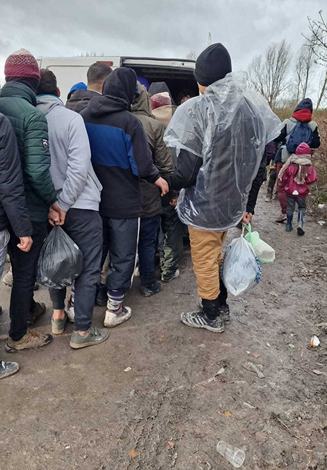 Nässe und Kälte am Ärmelkanal, Wir packen's an
